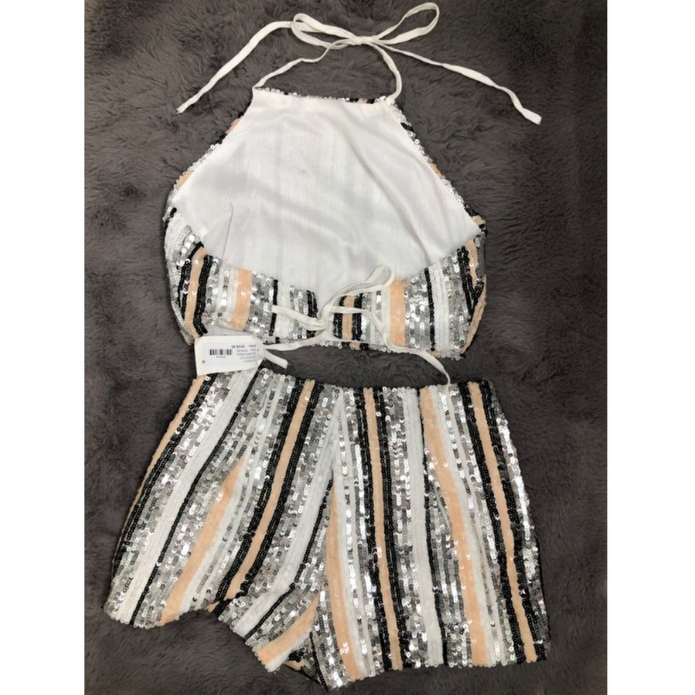 NWT L'atiste Sequin Shorts & Cropped Crop Top Set - Picture 5 of 6